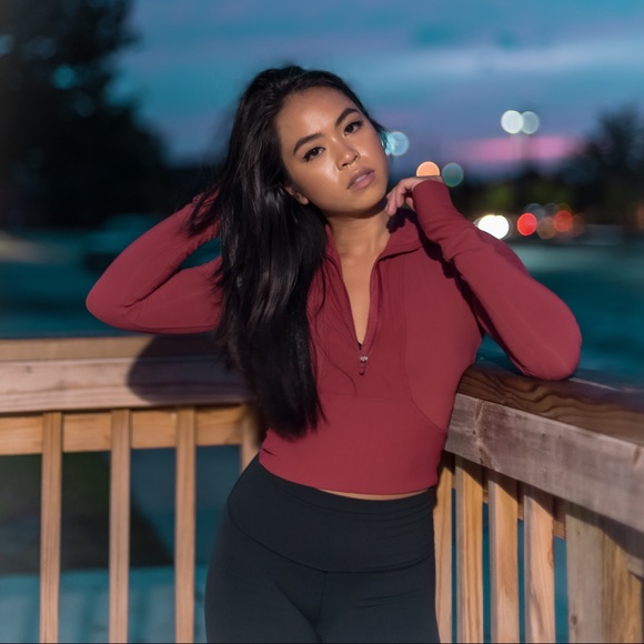 🍋lululemon🍋 Take It In Stride Half Zip Top - Picture 1 of 9